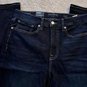 Brand new Lucky Brand jeans